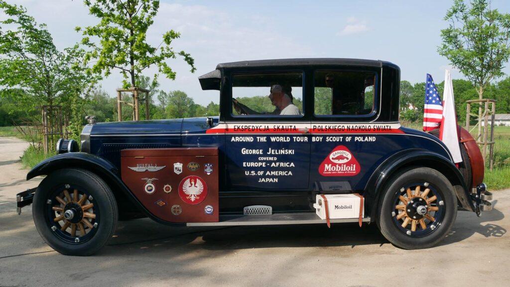 Read more about the article LIMOUSINE FOR FREEADING 12. QUO VADIS SAXIS